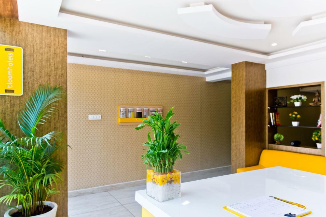 X By Bloom L Indiranagar Hotel Bangalore Exterior photo
