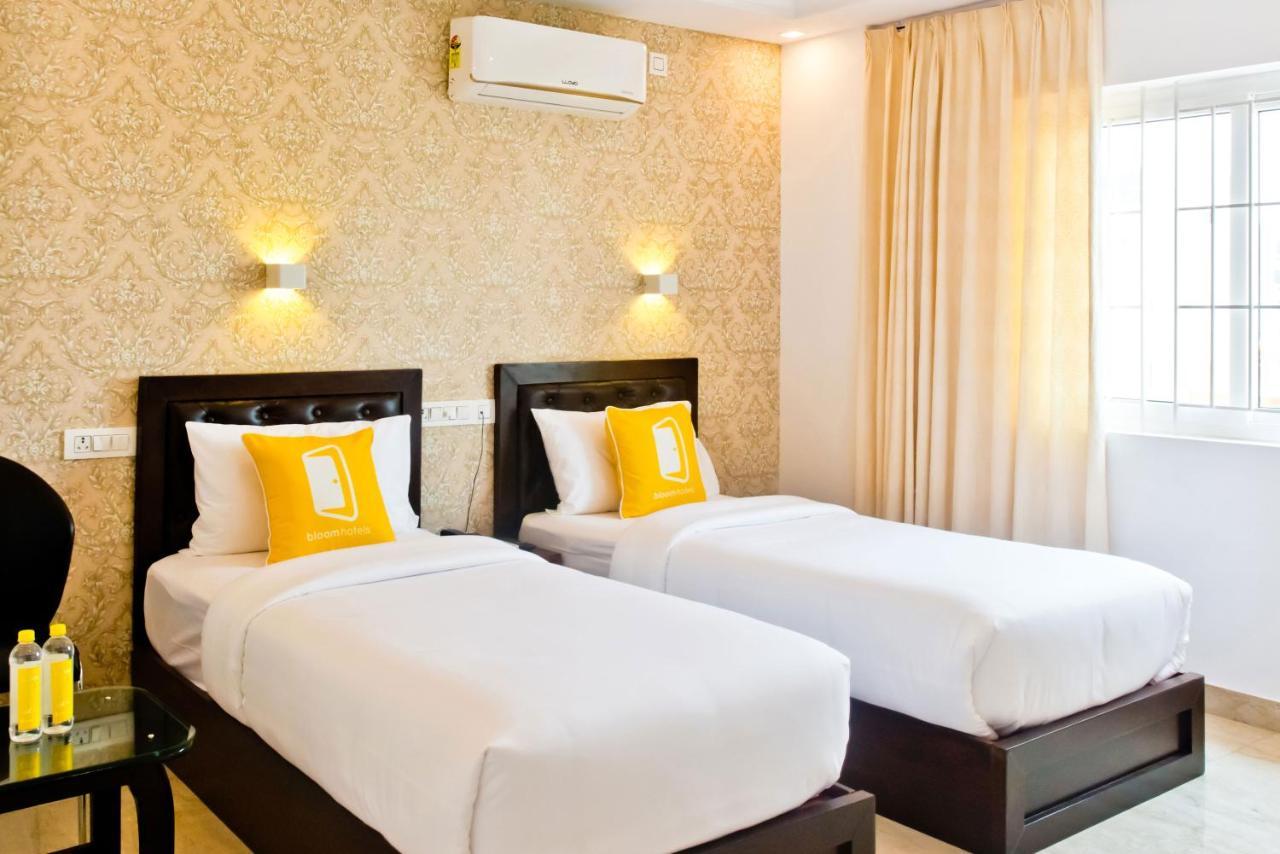 X By Bloom L Indiranagar Hotel Bangalore Exterior photo